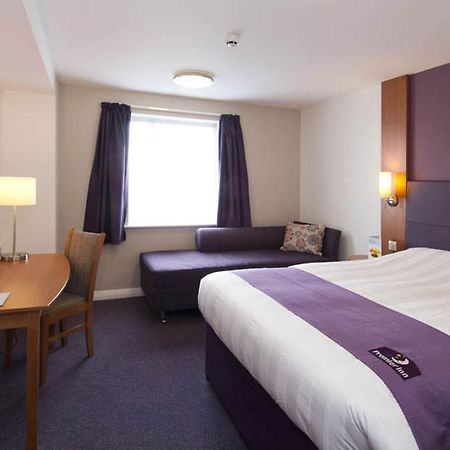 Premier Inn Shrewsbury Town Centre Εξωτερικό φωτογραφία
