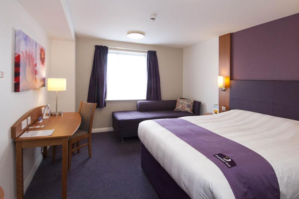 Premier Inn Shrewsbury Town Centre Εξωτερικό φωτογραφία